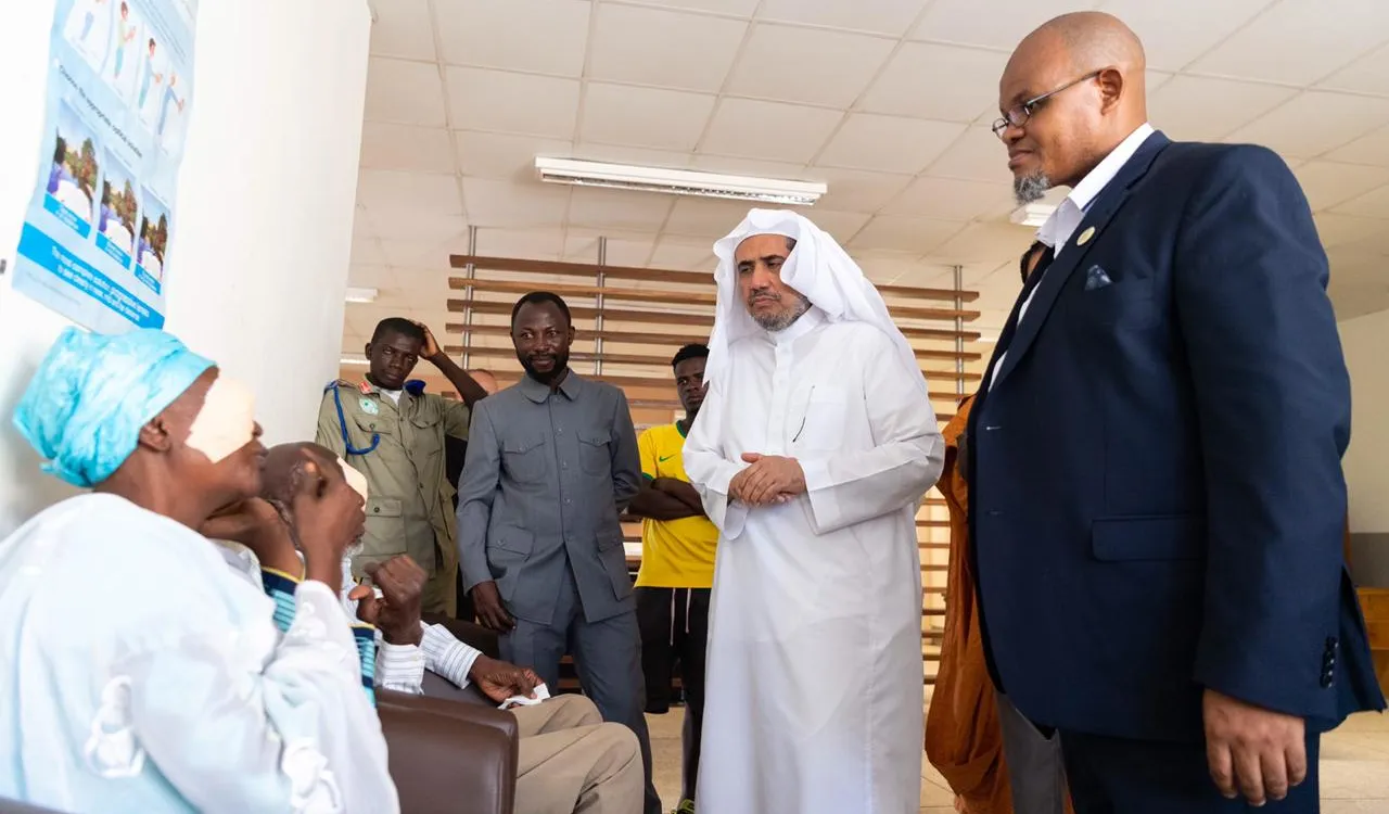 أمين عام رابطة العالم الإسلامي يدشن حزمة من المشاريع الرعوية والتنموية في غانا