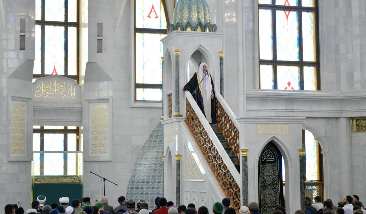 Le D. Mohammad Alissa durant la prière du Vendredi à Kazan capitale du Tatarstan