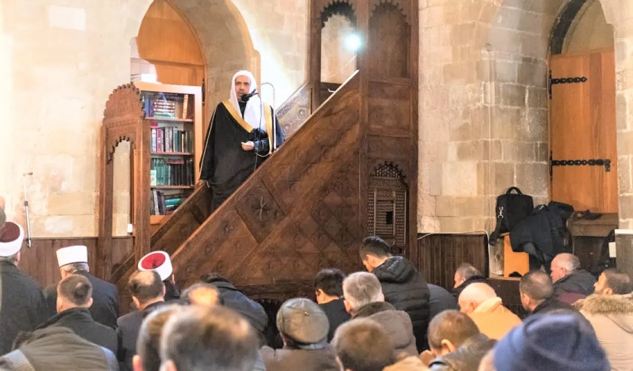 ‏تسعى رابطة العالم الإسلامي‬⁩، إلى التواصل