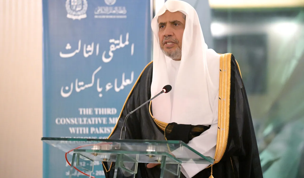 افتتح معالي الأمين العام، رئيس هيئة علماء المسلمين، فضيلة الشيخ د.⁧‫محمد العيسى‬⁩‬⁩ المُلتقى الثالث لعلماء باكستان، وسط حضور أصحاب السماحة والفضيلة كبار علماء جمهورية باكستان الإسلامية