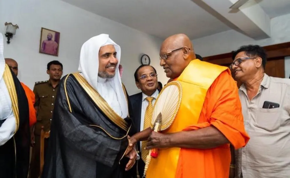 L’an dernier, lors de sa visite au SriLanka, Mohammad Alissa a rencontré des leaders bouddhistes pour mieux comprendre leur philosophie, leurs valeurs et ainsi renforcer le dialogue interculturel des actions de la  LIM.