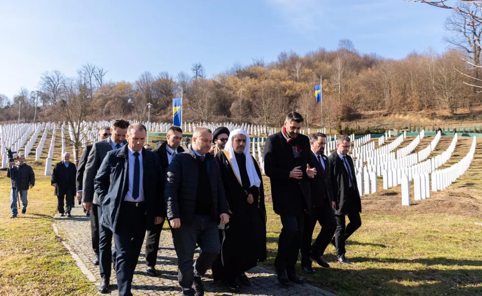 After leading a historic visit to Auschwitz Museum last month, HE Dr. Mohammad Alissa paid tribute to the victims of the Srebrenica genocide in Potocari