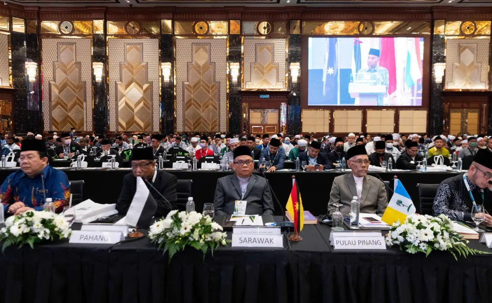 Datoka Idriss ben Ahmed Ministre malaisien des affaires religieuses lors du discours d’accueil des participants au congrès : «Nous remercions la LIM d’avoir choisi la Malaisie comme partenaire stratégique pour ce recevoir ce congrès qui symbolise la coopération et l’union ».