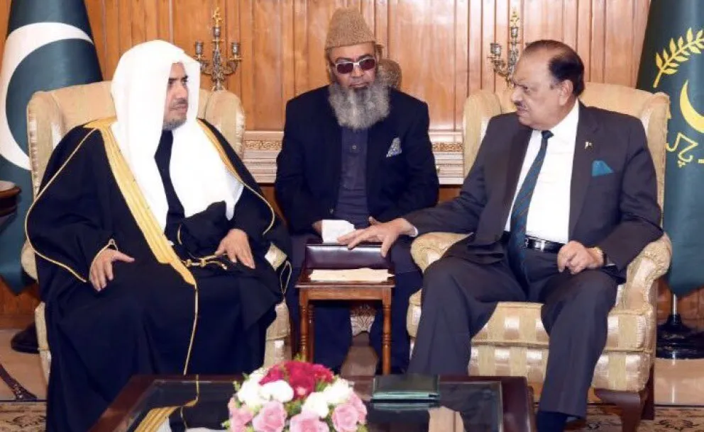 President of Pakistan receives the S.G. of the MWL after the success of "Moderate Discourse of Social Security" conference in Islamabad.