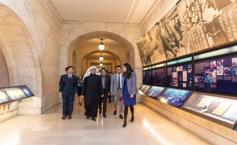 La bibliothèque générale de New York reçoit le D.Mohammad Alissa pour une visite privée.