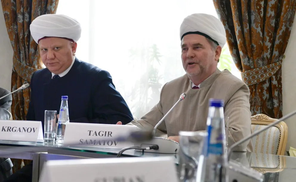 Membre du Conseil populaire de la Fédération de Russie et Mufti de Sibérie cheikh Samatove