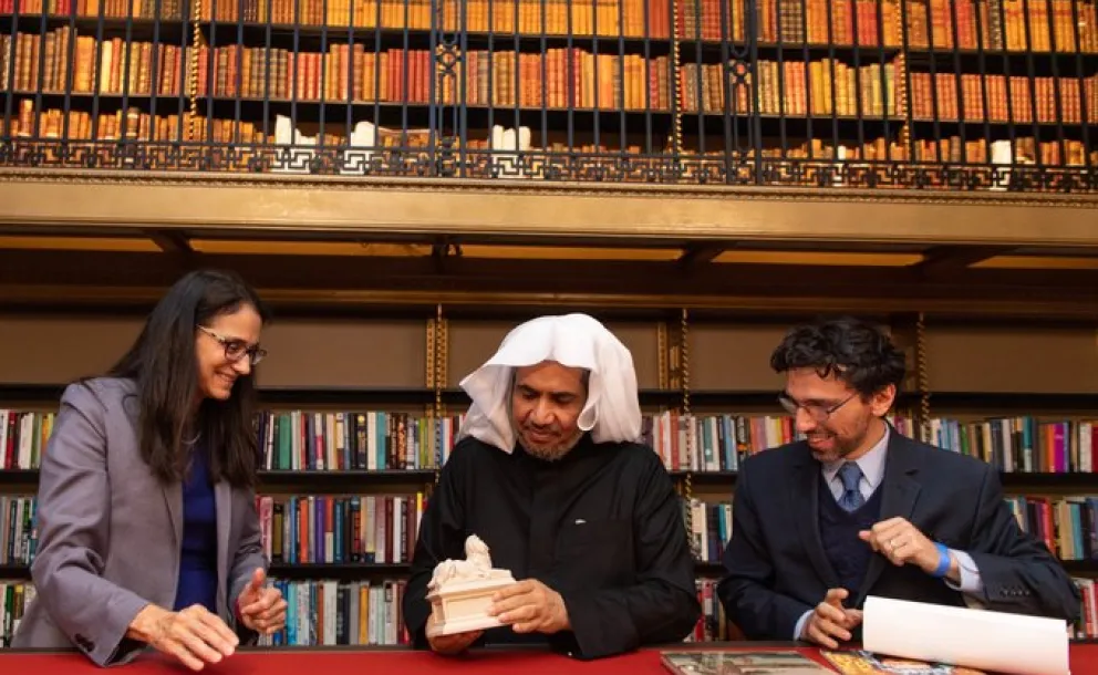 In NYC, HE Dr. Mohammad Alissa toured the nypl