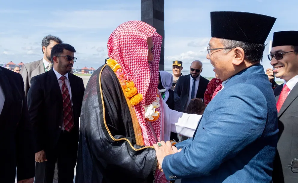 His Excellency Sheikh Dr. Mohammed Al-Issa arrives in Bali to chair the R20 Summit