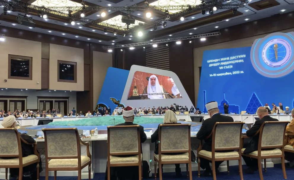 Dr. Abdulrahman Al-Zayd: “Pada Konferensi Pemimpin Agama Kazakhstan, saya bertemu dengan sejumlah tokoh politik Kazakh dan pemimpin agama yang mengungkapkan perasaan mereka terhadap LMD dan menegaskan bahwa LMD dianggap paling berpengaruh dalam diplomasi dan referensi agama.”