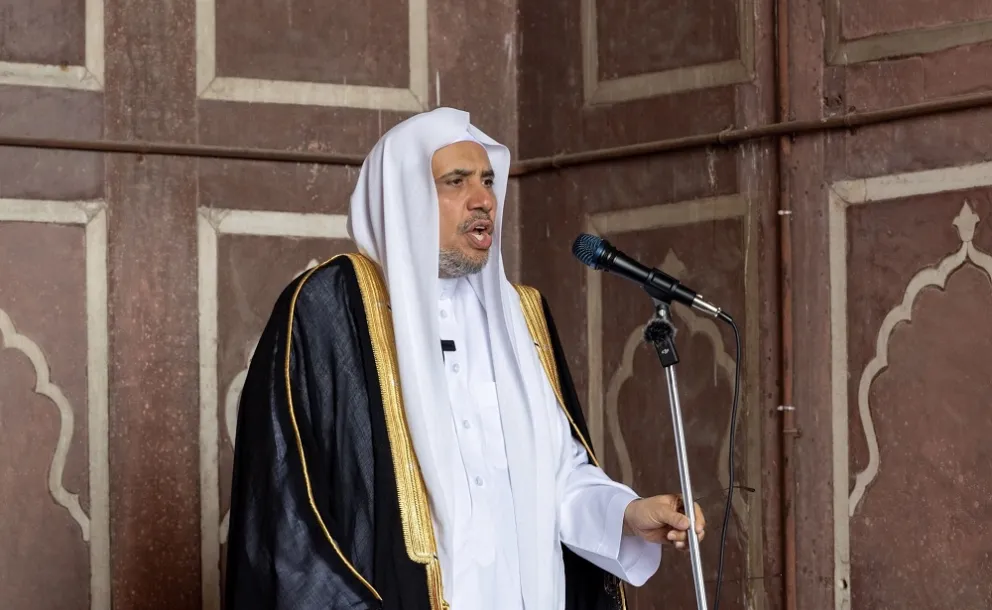 His Excellency Sheikh Dr. Mohammad Al-Issa, Secretary-General of the MWL and Chairman of the Organization of Muslim Scholars, delivers Friday sermon and leads the prayer at the Jama Masjid in New Delhi, India