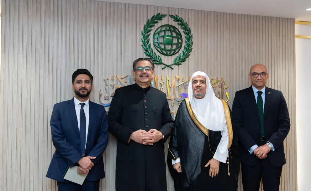 His Excellency Sheikh Dr. Mohammed Al-Issa, Secretary-General of the MWL and Chairman of the Organization of Muslim Scholars, meets with His Excellency Mr. Aneeq Ahmed, Minister of Religious Affairs of the Islamic Republic of Pakistan