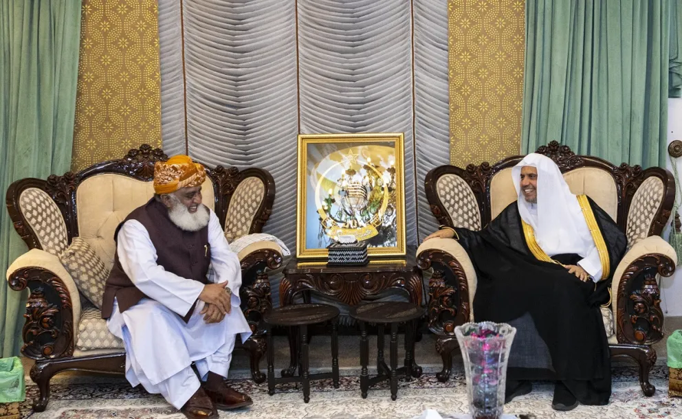 Dr. Al-Issa Meets Maulana Fazl-ur-Rehman, President of the Assembly of Islamic Clerics