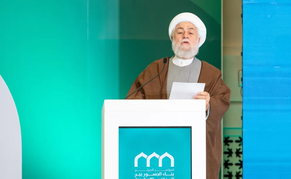 le Mufti de Sidon en République Libanaise,  cheikh Mohammed Osseiran lors de la séance de clôture de la conférence : « Construire des ponts entre les écoles islamiques » :