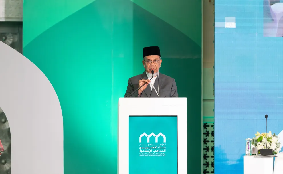 His Eminence Sheikh Wan Mohammed bin Abdulaziz, President of the Malaysian Ulema ‎Association, at the opening ceremony at the Global Conference for Building Bridges between Islamic Schools of Thought and Sects: