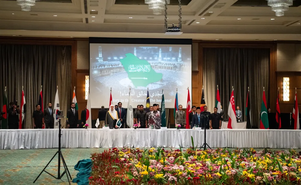 e Secrétaire général, cheikh Mohammed Al-Issa, accompagné du Vice-Premier ministre malaisien, a inauguré le « Conseil des savants de l'ASEAN »