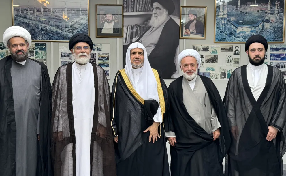 Le SG de la fondation Al-Sayyid Al-Khoei, M. Abdelsaheb Al-Khoei a accueilli à Londres le Secrétaire général et président de l'Organisation des savants musulmans, cheikh Mohammed Alissa.