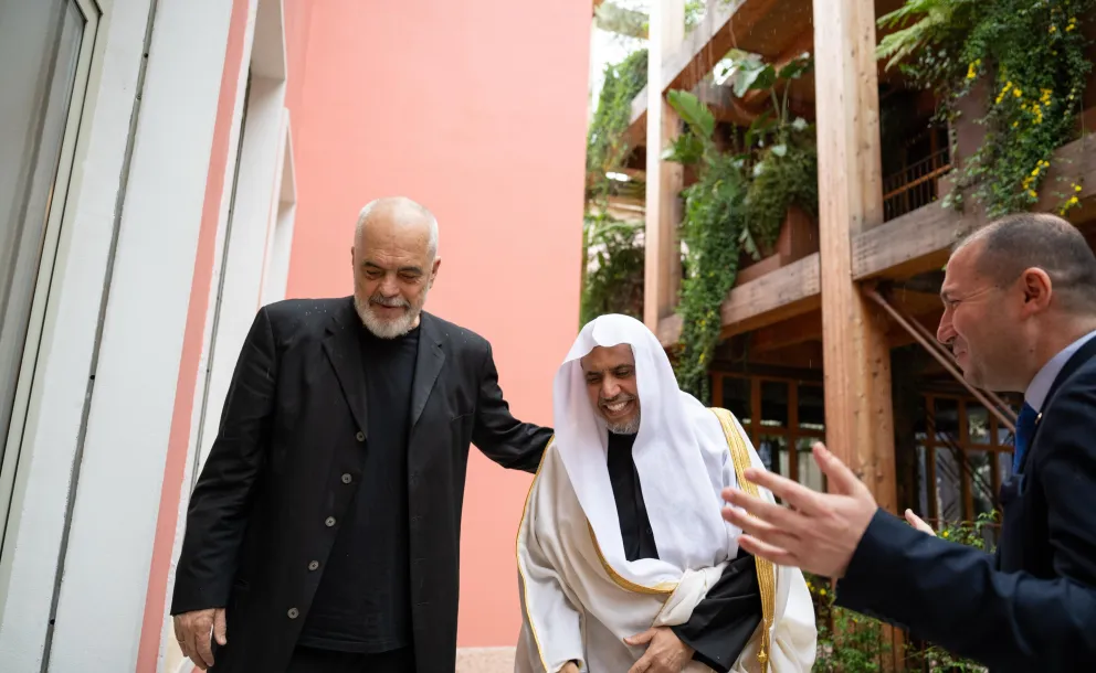 Le Premier ministre albanais, M. Edi Rama, a accueilli au siège de la Primature le Secrétaire général, Président de l’Organisation des savants musulmans, cheikh Mohammed Alissa