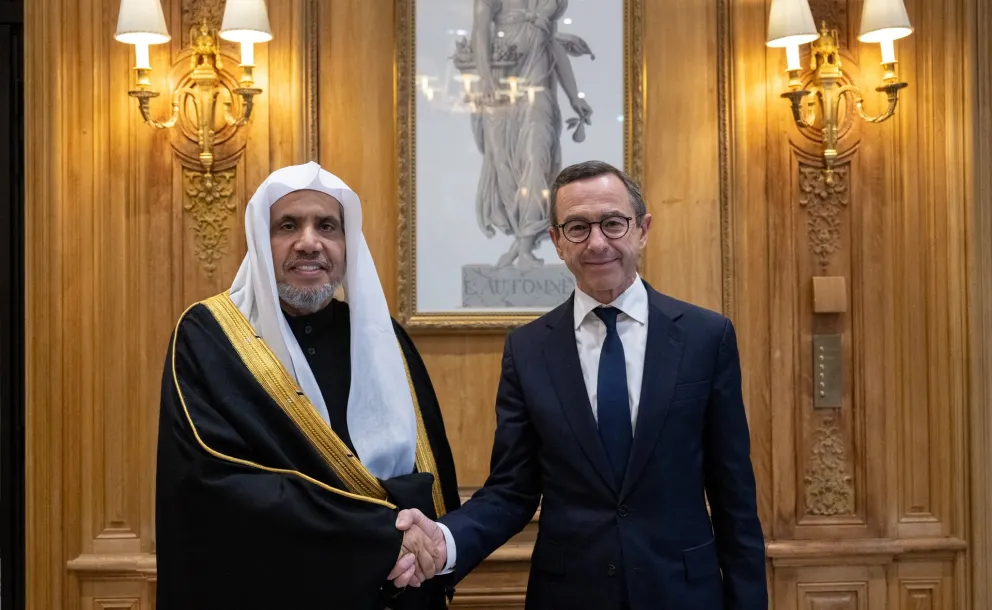 Dans le cadre d’une visite effectuée en réponse à l’invitation des principaux centres de réflexion et d’études de renommée mondiale, afin de discuter de plusieurs développements récents concernant des questions contemporaines
