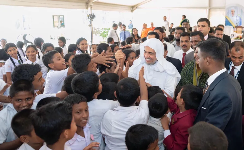 «Les jeunes du monde entier ne sont pas un problème qu'il faut gérer, ils sont une source d'énergie dans laquelle il faut investir » MohammadAlissa -  La LIM a mis en œuvre des programmes à travers le monde pour soutenir la jeunesse. InternationalYouthDay 