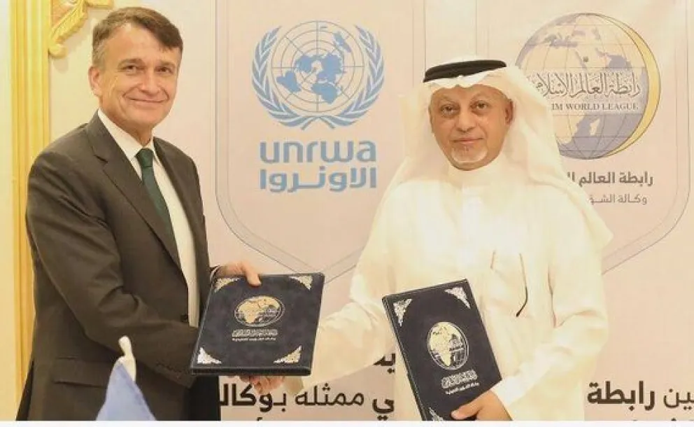 La LIM a fait don d'un million de dollars à l'Agence des Nations Unies chargée des réfugiés palestiniens pour entreprendre des programmes de formation professionnelle. L'éducation est la clé du développement  UNRWA ONU_fr