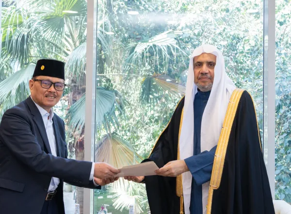 Le SG a reçu une invitation officielle à se rendre aux Philippines en tant qu'invité d'honneur du forum international pour le dialogue interreligieux, organisé à Manille, en vue de renforcer la diplomatie religieuse qui contribue aux efforts de paix :