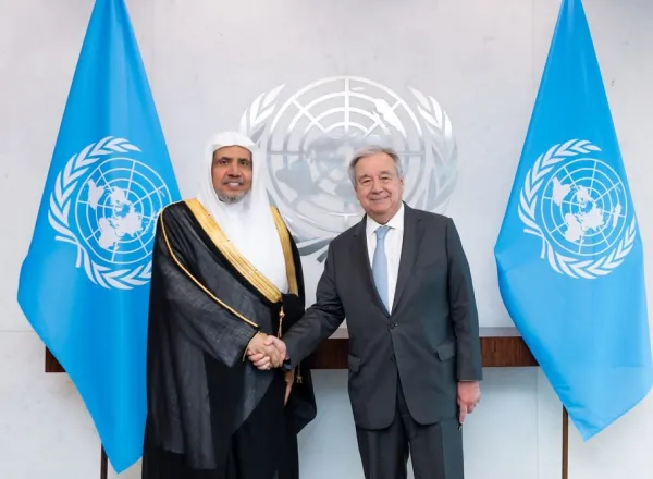 The Secretary-General of the United Nations receives Sheikh Al-Issa and affirms his full support for the efforts of the League