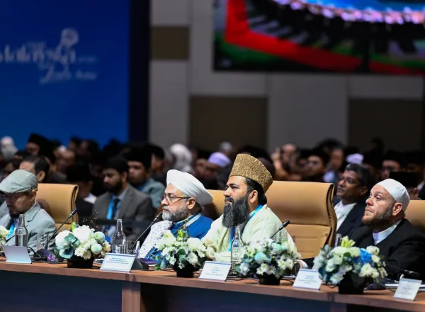 صور من القمة الدولية الثالثة للقيادات الدينية، بمشاركة معالي الأمين العام، رئيس هيئة علماء المسلمين، فضيلة الشيخ د. ⁧‫محمد العيسى‬⁩ ‬⁩ متحدثا رئيسيا في حفل الافتتاح