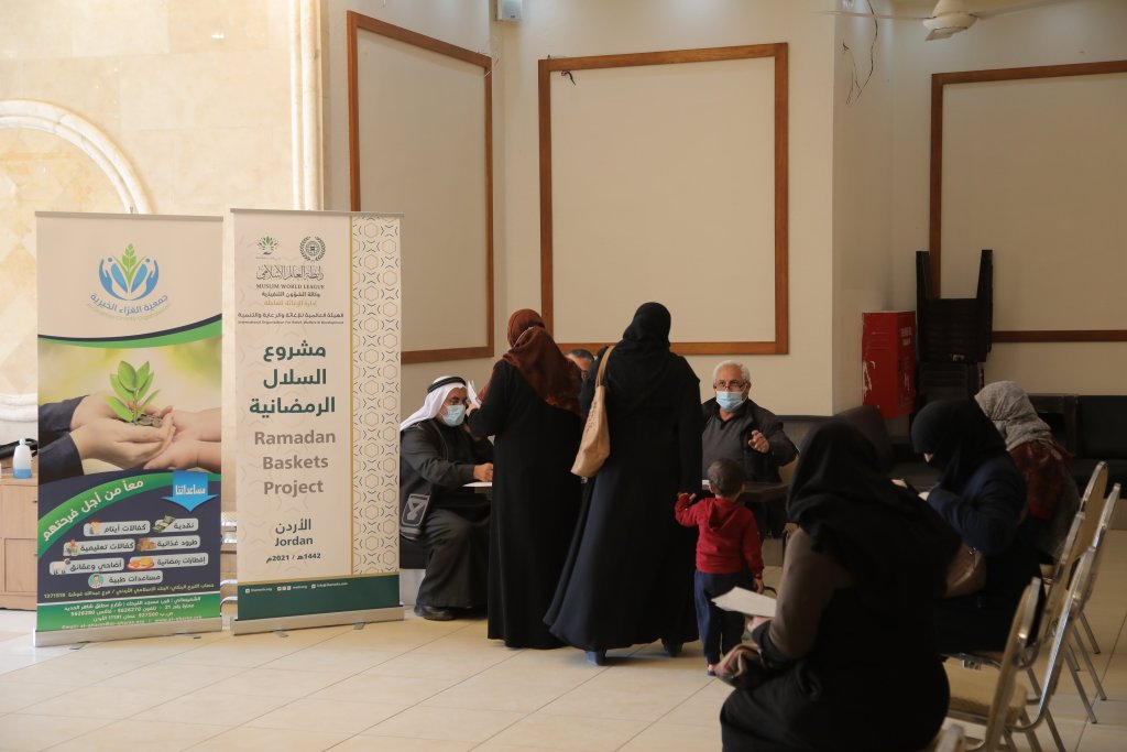 The MWL in Jordan distributes Ramadan Iftar coupons for Syrian refugees