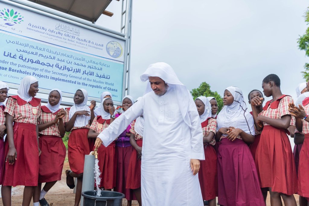 Le D.Mohammad Alissa inaugure un projet de distribution d’eau pour les familles démunies dans certaines provinces du Ghana La Ligue Afrique