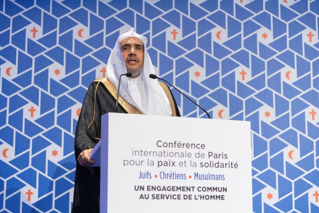 Lors du congrès de la Ligue à Paris le D. Mohammad Alissa a loué divers aspects de l’expérience française qui aident à la complémentarité positive pour l’intégration sociale et ce, au vue de certains obstacles rencontrés dans d’autres pays à diversité religieuse et ethnique.