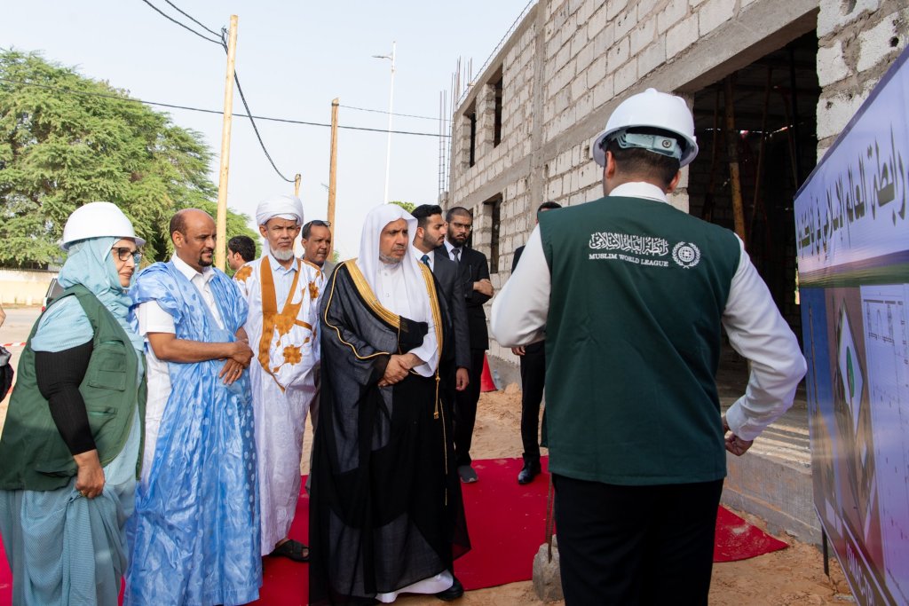 His Excellency Sheikh Dr. Mohammed Al-Issa observed the last phase of the MWL’s project to establish the Great Mosque in the Mauritanian capital Nouakchott